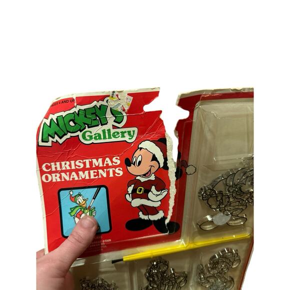 Vintage Disney Mickeys Gallery 4-Pc Christmas Ornaments Donald Minnie Painting - Picture 2 of 4